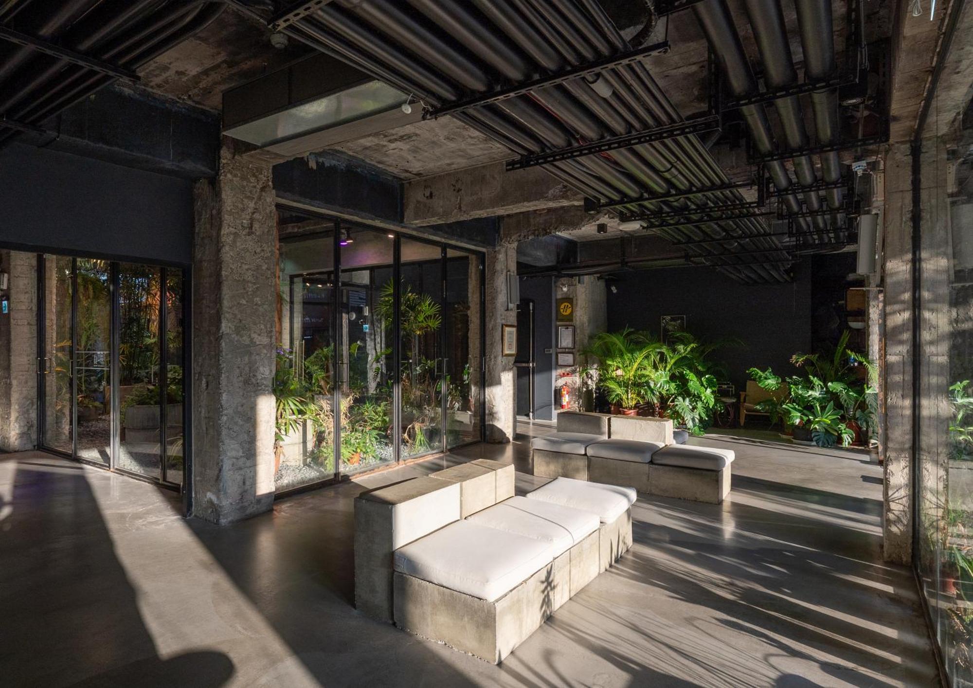 Sof Hotel Taizhong Zewnętrze zdjęcie