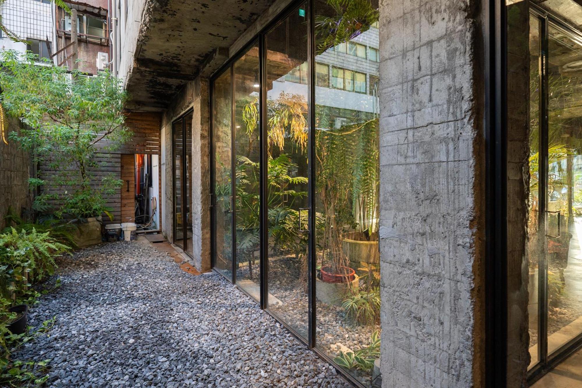 Sof Hotel Taizhong Zewnętrze zdjęcie